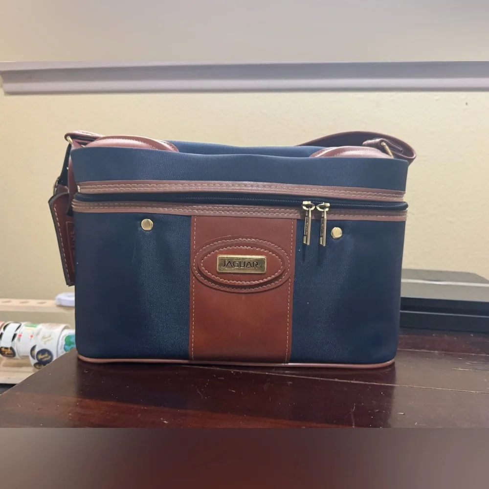 Jaguar Train Case Carry on Cosmetic Overnight Bag Navy Brown 12